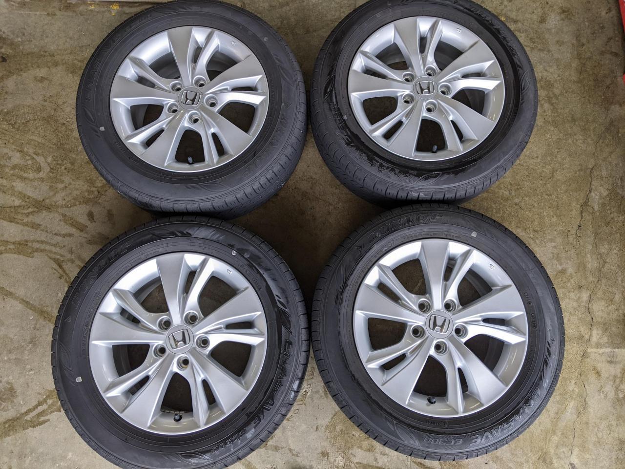 Комплект шин DUNLOP ENASAVE EC300 + штатные диски 226768 Honda Vezel