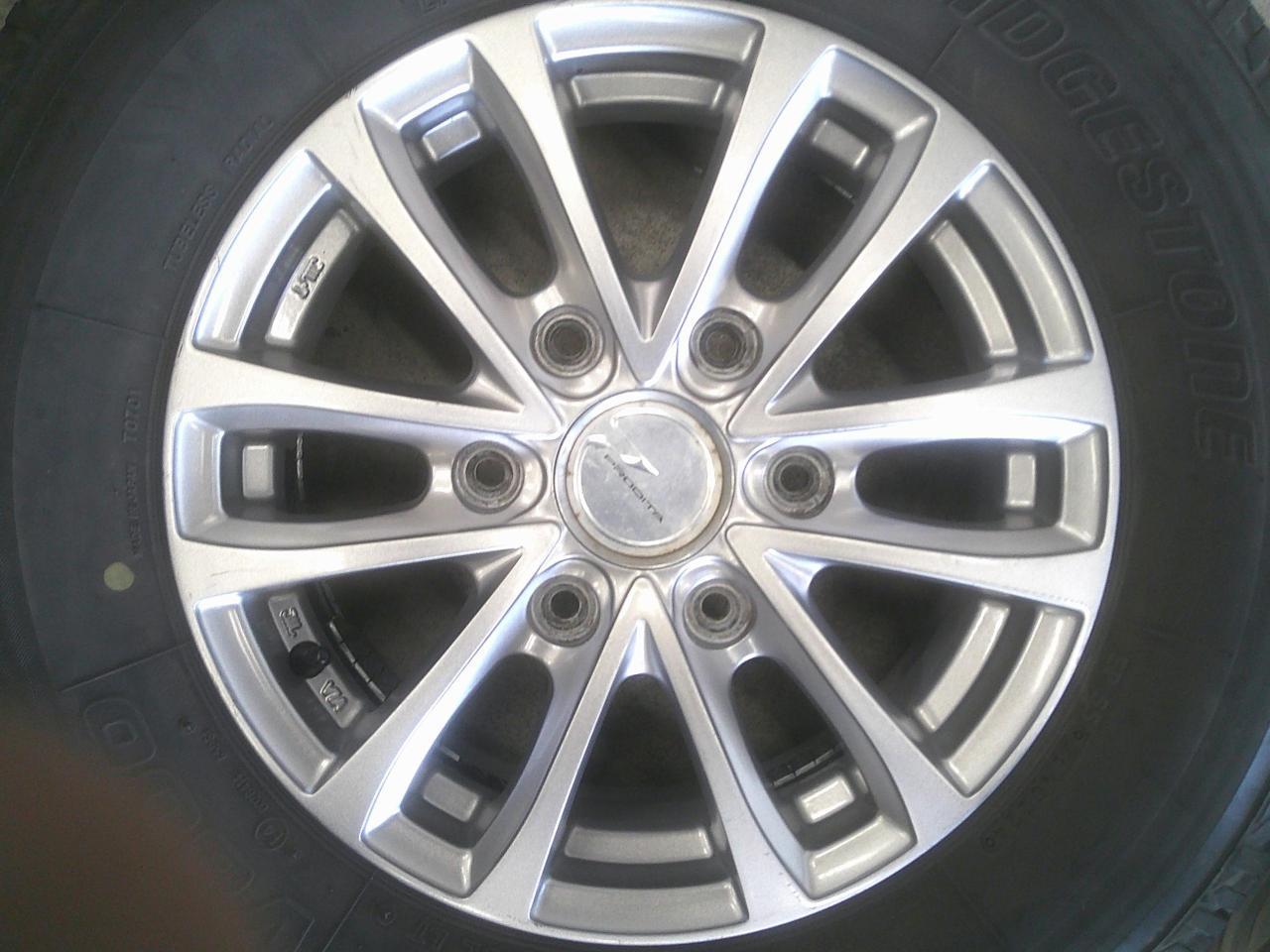 Комплект шин BRIDGESTONE V600 + диски weds PRODITA HC