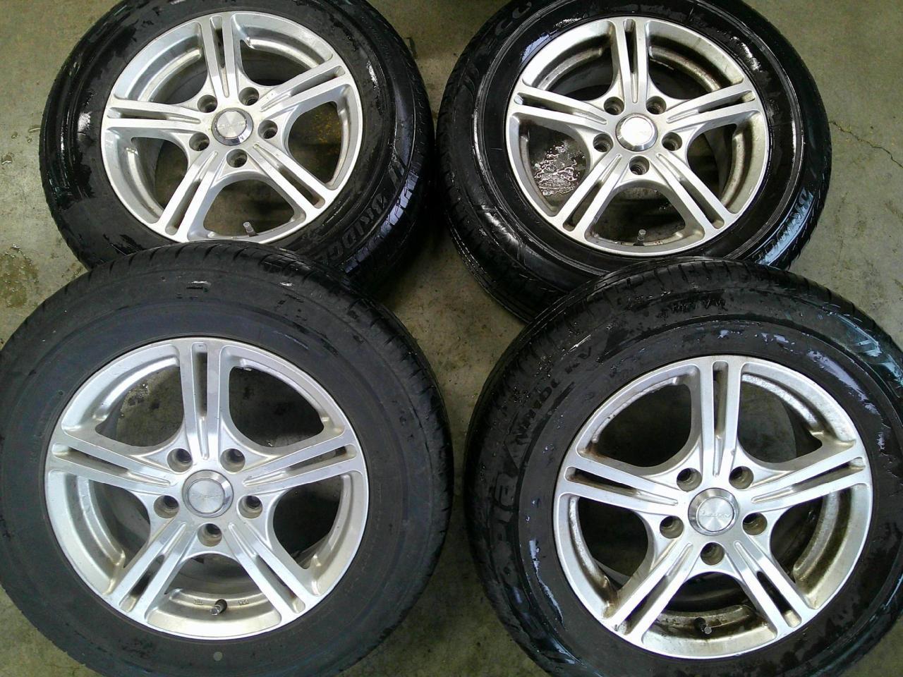 Комплект шин BRIDGESTONE ECOPIA NH100RV + диски AUTOBACS SEVEN LEBEN 5 шт спицы