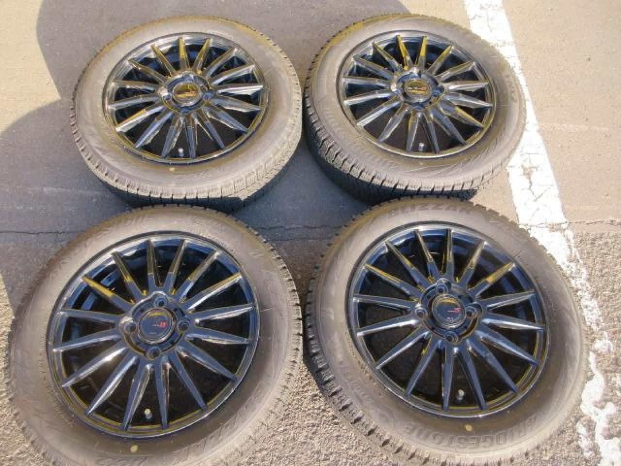 Комплект шин BRIDGESTONE BLIZZAK VRX2 + диски KYOHO Circlar version DF