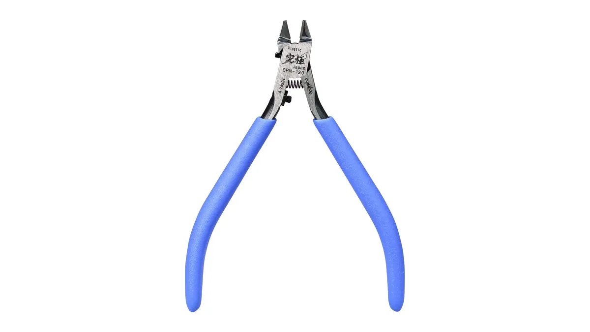 Godhand-Blue-Nippers.webp