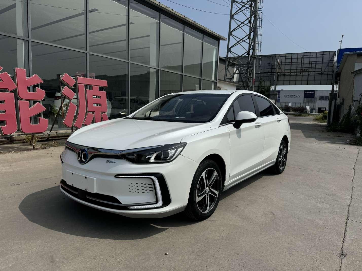 BAIC EU5 2018 R500 zhi feng ban