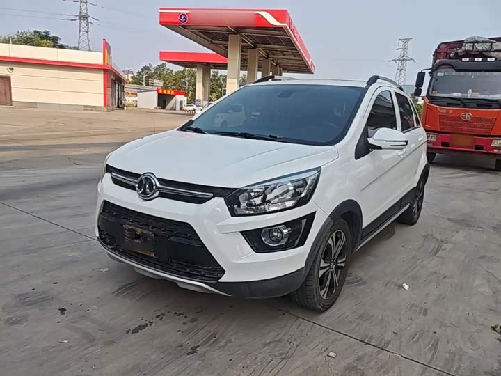 BAIC Senova X25 2015 1.5L АКПП Elite