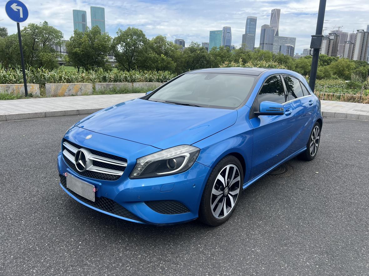 Mercedes-Benz A-Class 2015 A 200 Style
