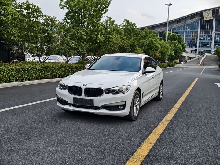 BMW 3 Series GT 2016 320i Style
