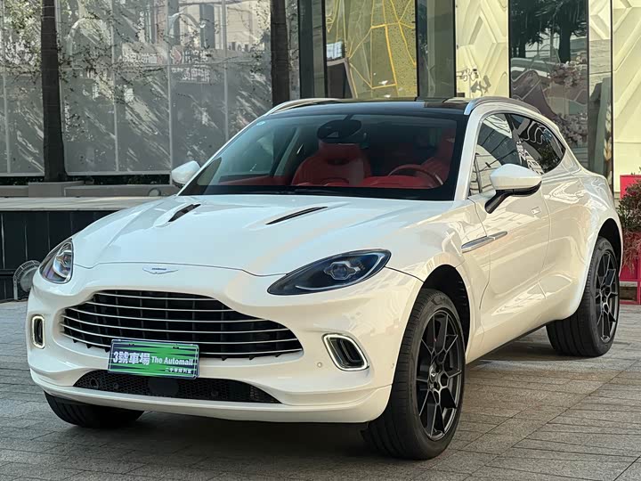 Aston Martin DBX 2020 4.0T V8