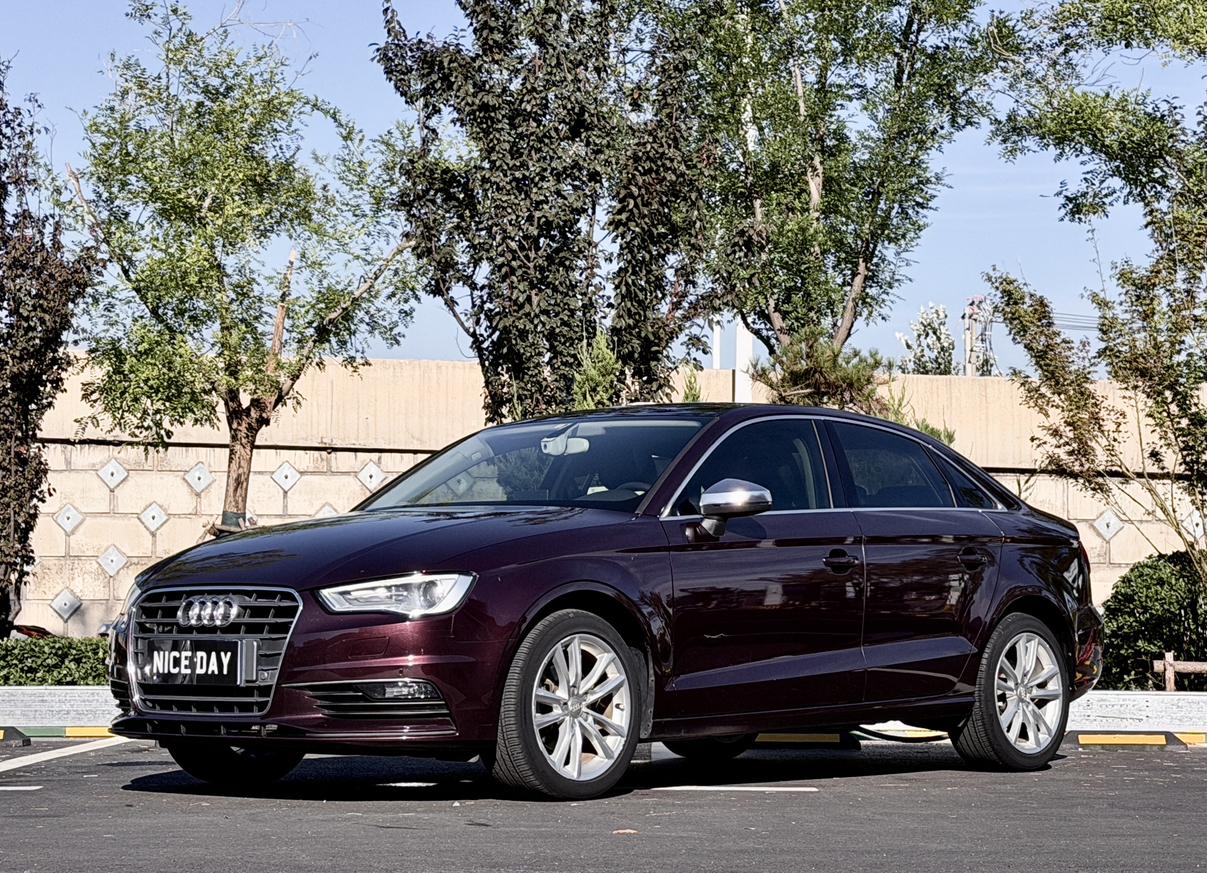 Audi A3 2015 Limousine 35 TFSI bai wan ji nian shu xiang xing