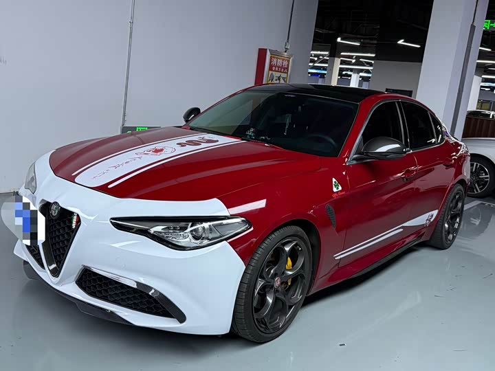 Alfa Romeo Giulia 2017 2.0T 280HP Luxury