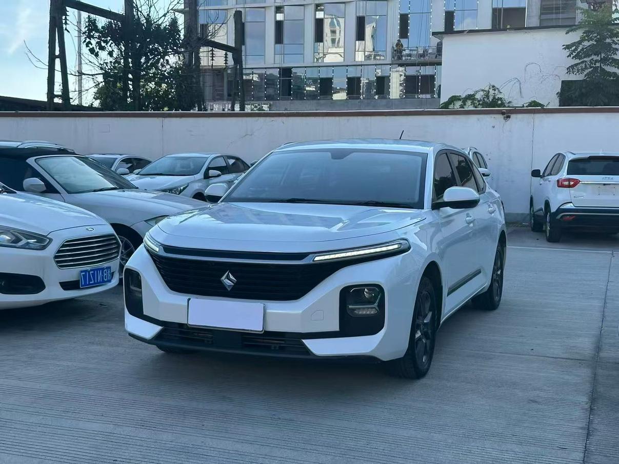 Baojun RC-5 2020 RC-5w 1.5L МКПП zhi yao Люкс