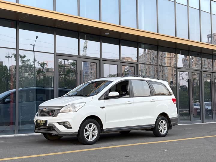 BAIC Huansu H3 2017 1.5L МКПП shu shi tian chuang ban