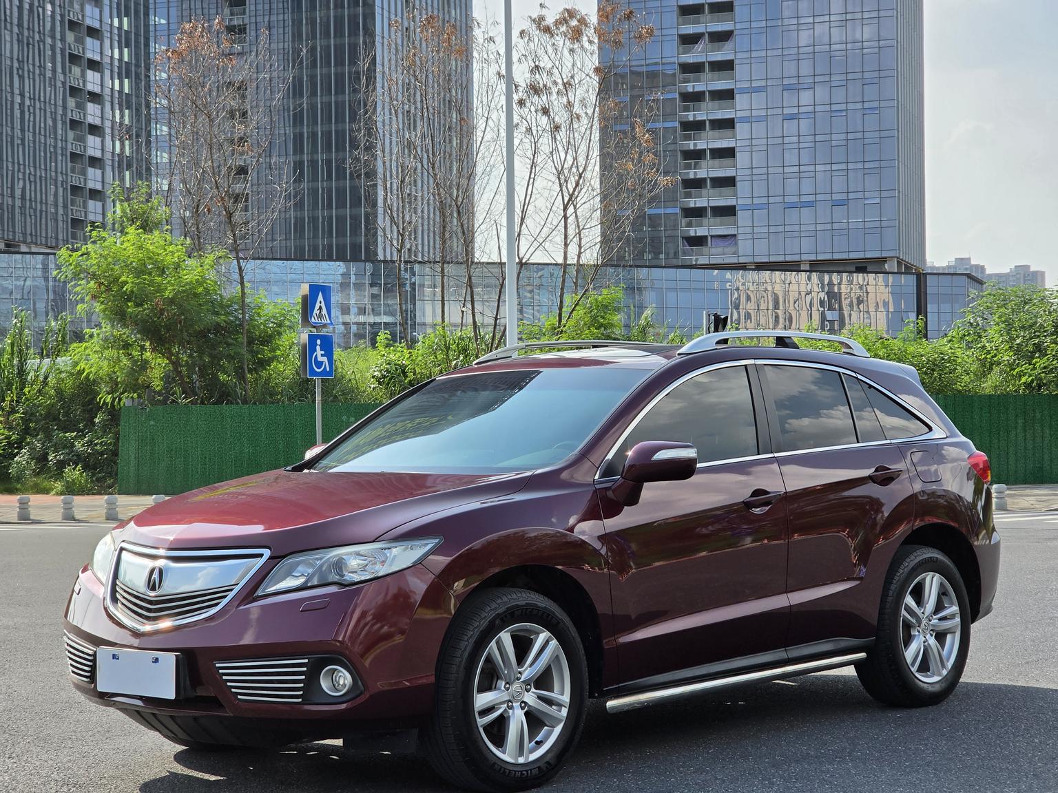 Acura RDX 2013 3.0L liang qu jing ying ban