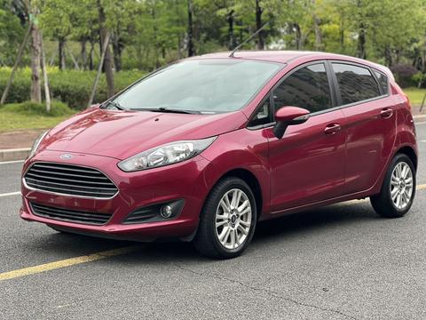Ford Fiesta 2013 liang xiang 1.5L АКПП Style