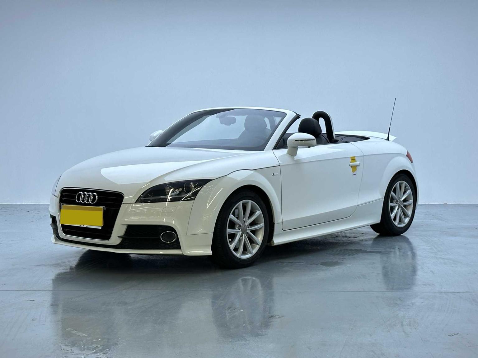 Audi TT 2013 TT RoaDSter 45 TFSI