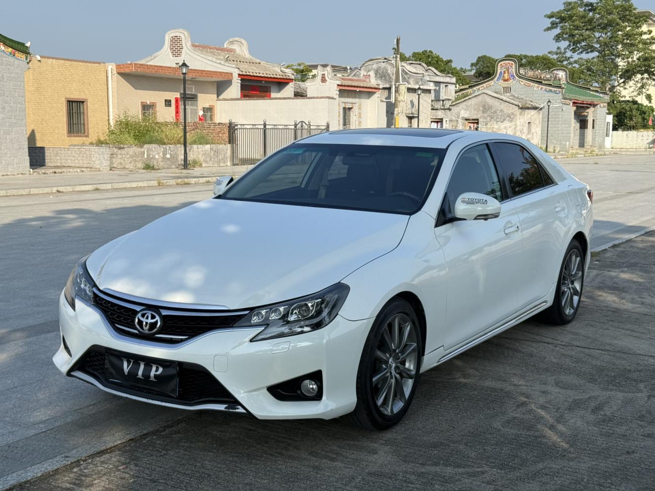 Toyota Mark X 2013 2.5V shang rui ban