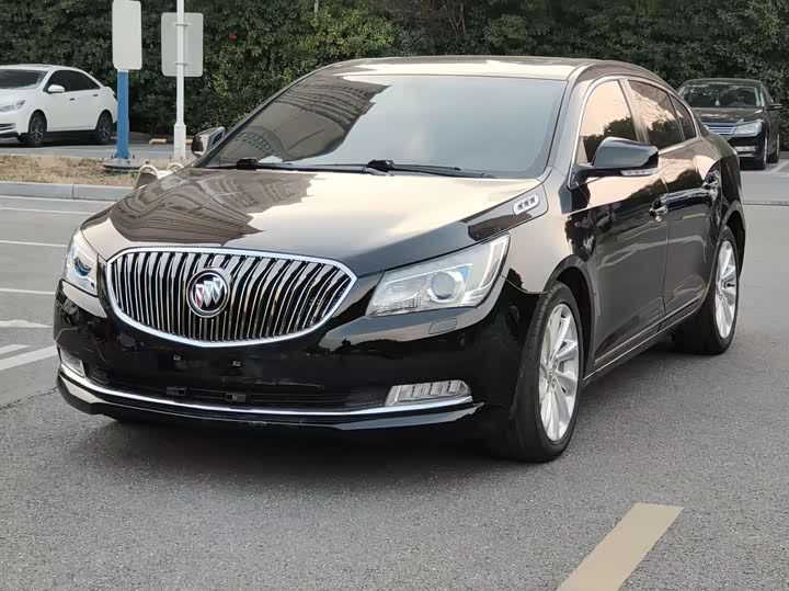 Buick LaCrosse 2013 2.4L SIDI jing ying Комфорт