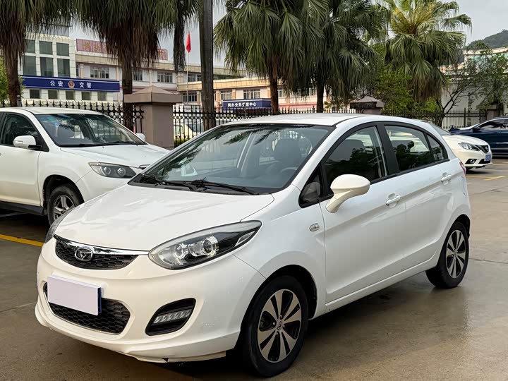 Kaiyi C3R 2015 1.5L AMT jin zuan ban