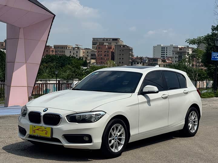 BMW 1 Series 2015 118i Leading