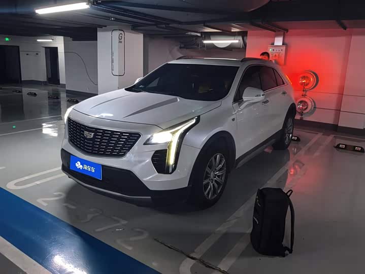 Cadillac XT4 2018 28T liang qu Люкс