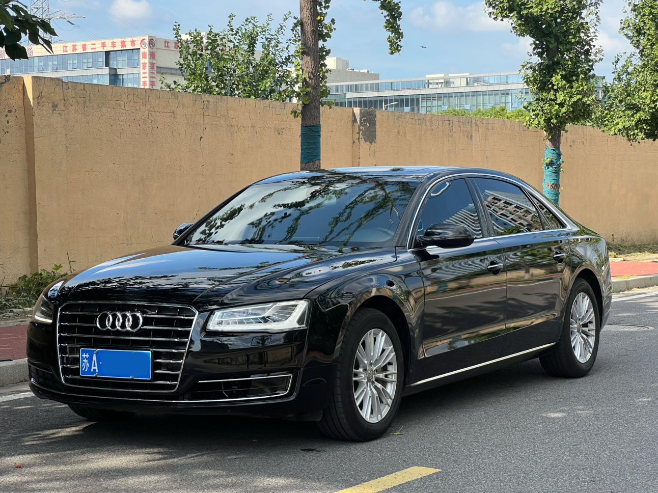 Audi A8 2016 A8 L 30 FSI Комфорт