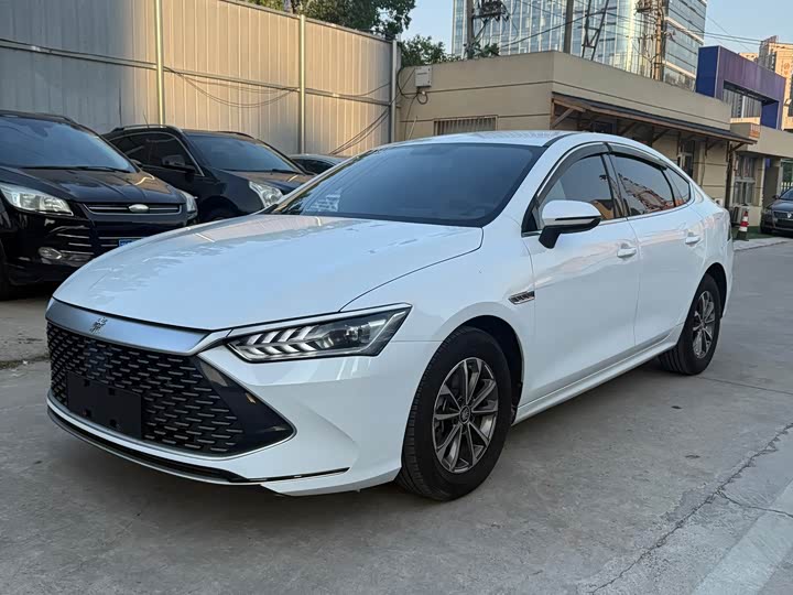 BYD Qin Plus 2023 guan jun ban DM-i 55KM Leading