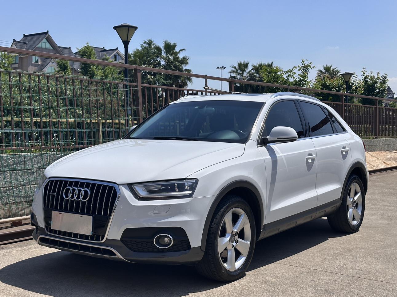 Audi Q3 2015 40 TFSI quattro yue ye xing