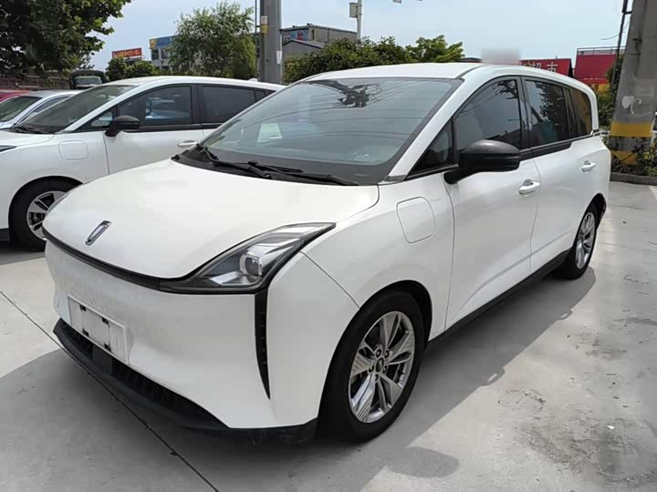 Bestune NAT 2022 shu xiang chu xing ban 100kW 425km