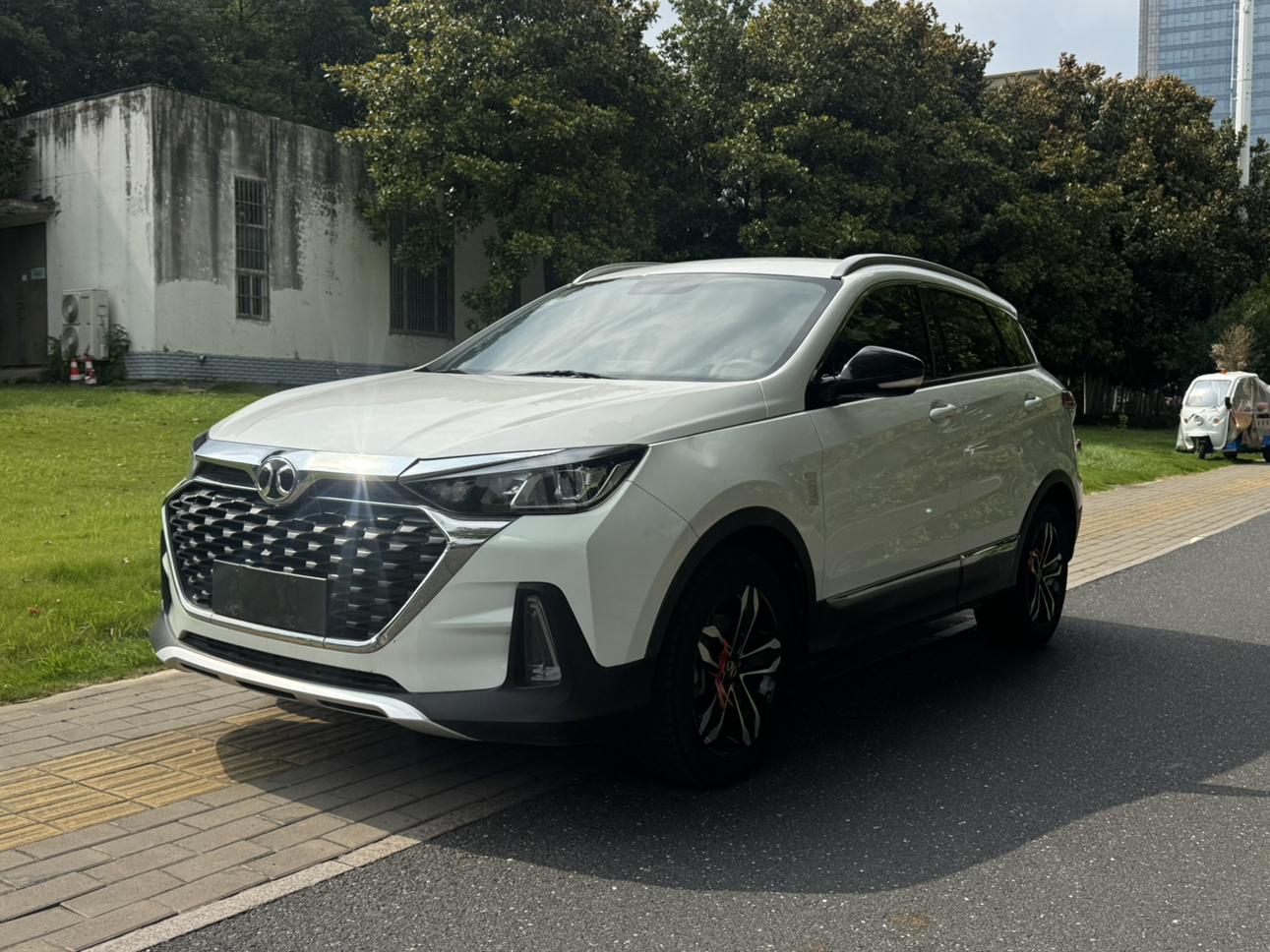 BAIC zhi xing 2019 1.5T МКПП jin qu ban China VI