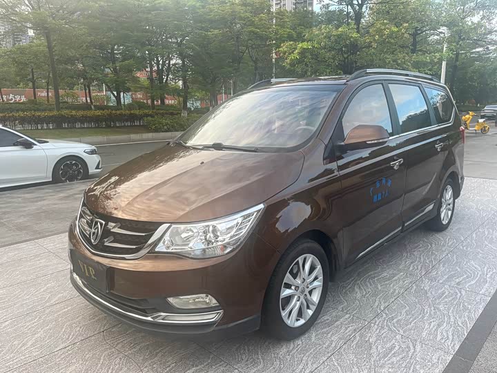 Baojun 730 2016 1.5L МКПП Комфорт 7 seats guo V