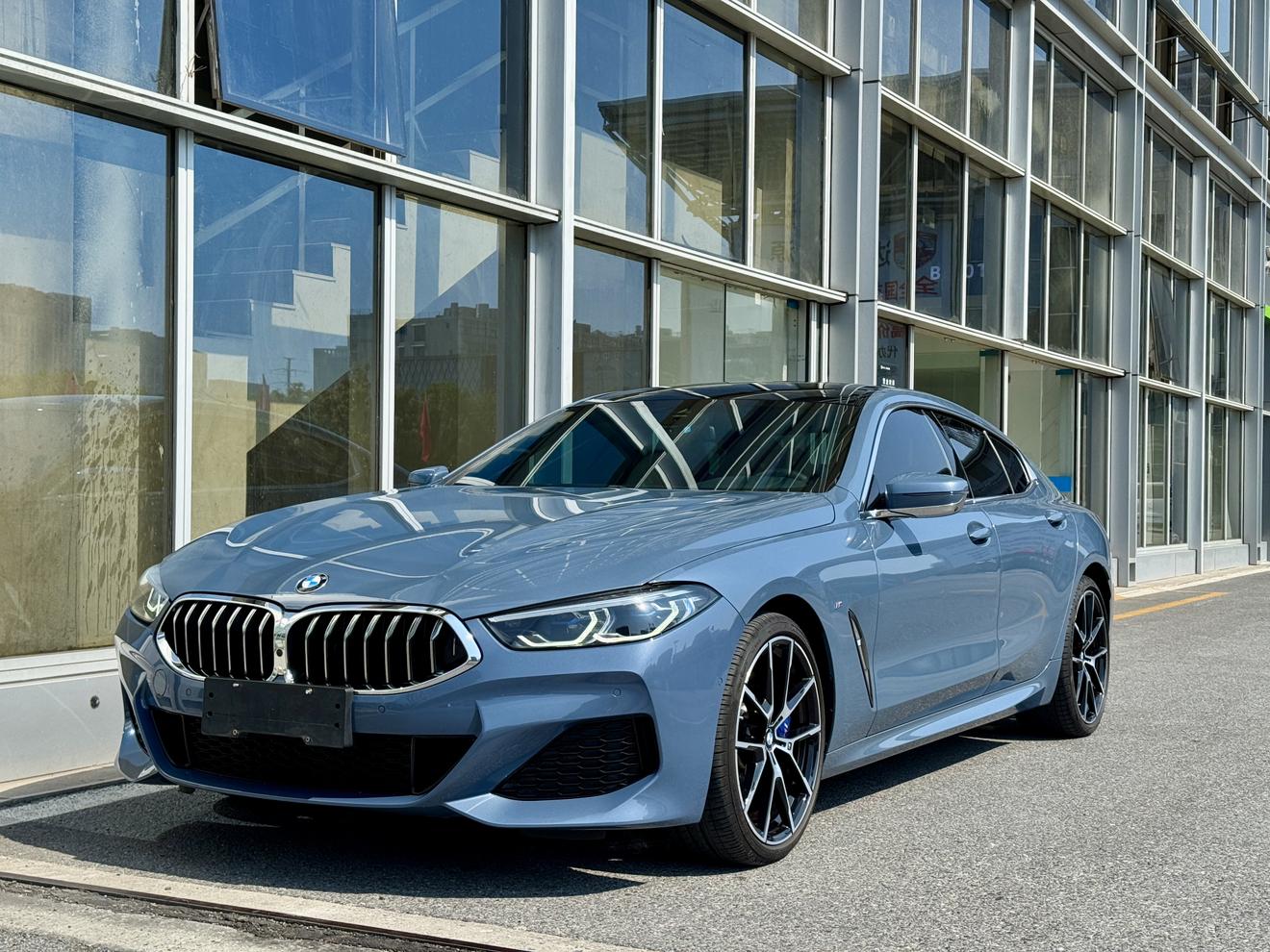 BMW 8 Series 2021 gai 840i xDrive si men Gran Coupe M Sport package