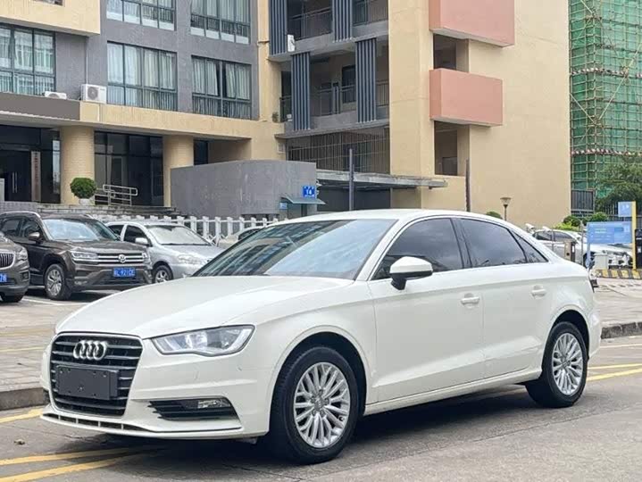 Audi A3 2015 Limousine 35 TFSI bai wan ji nian zhi ling xing