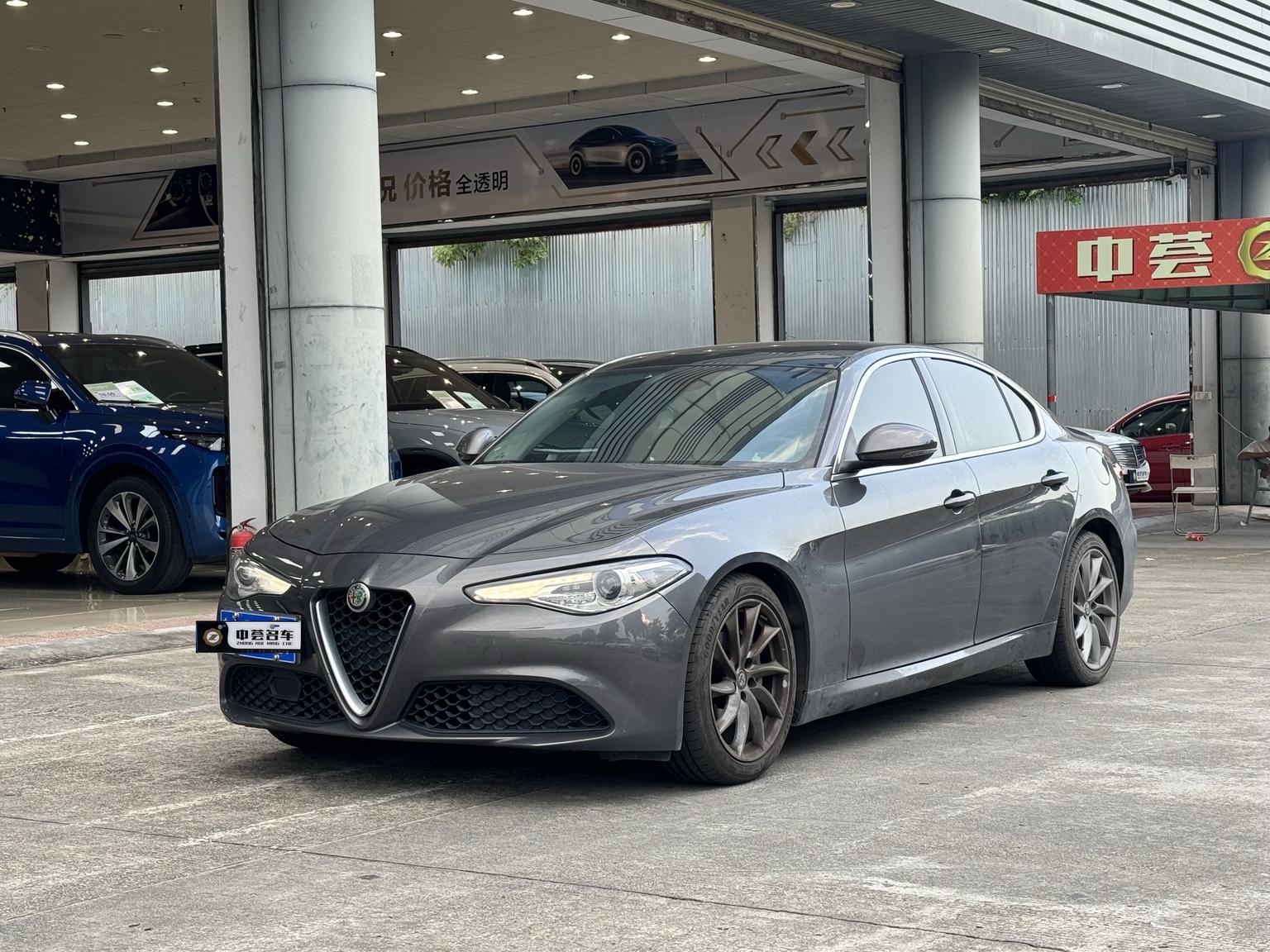 Alfa Romeo Giulia 2017 2.0T 200HP Luxury