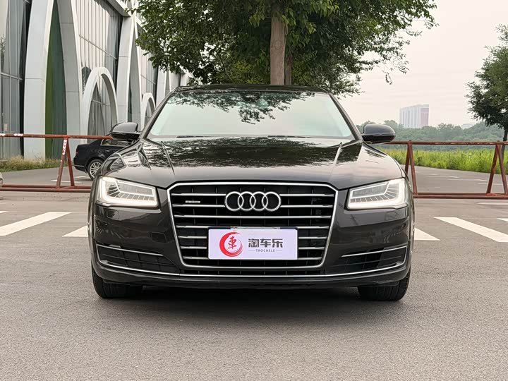 Audi A8 2017 A8L 45 TFSI quattro Комфорт