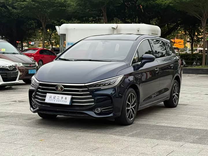 BYD Song MAX 2018 1.5T АКПП zhi lian Люкс 6 seats