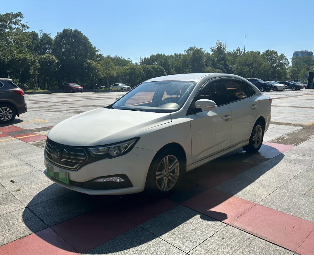 Bestune B30 EV 2019 EV400