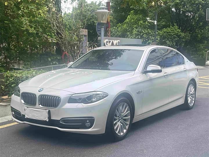 BMW 5 Series xin neng yuan 2015 530Le