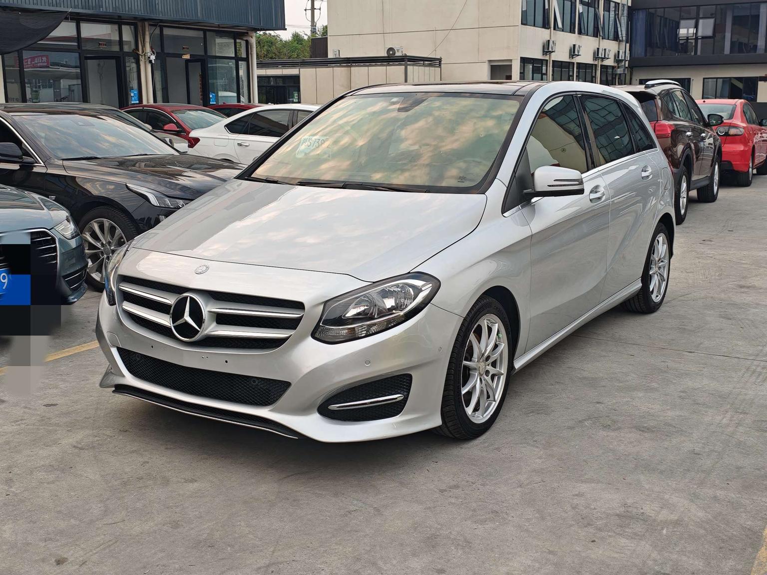 Mercedes-Benz B-Class 2015 B 200 dong gan xing