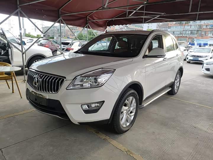 BAIC Weiwang S50 2016 1.5T МКПП huan dong Elite