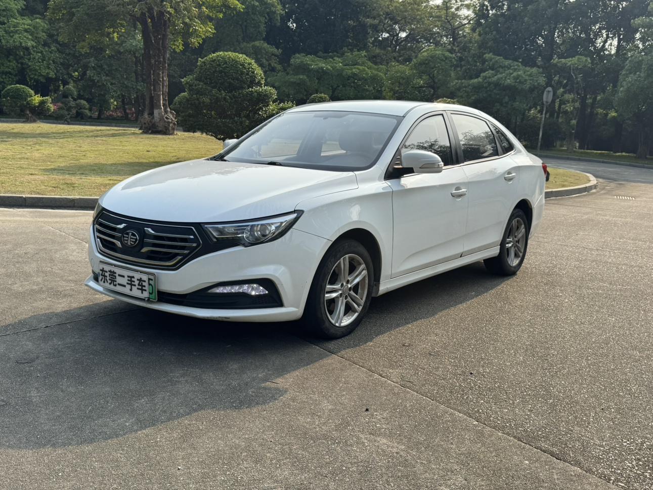 Bestune B30 EV 2019 EV400