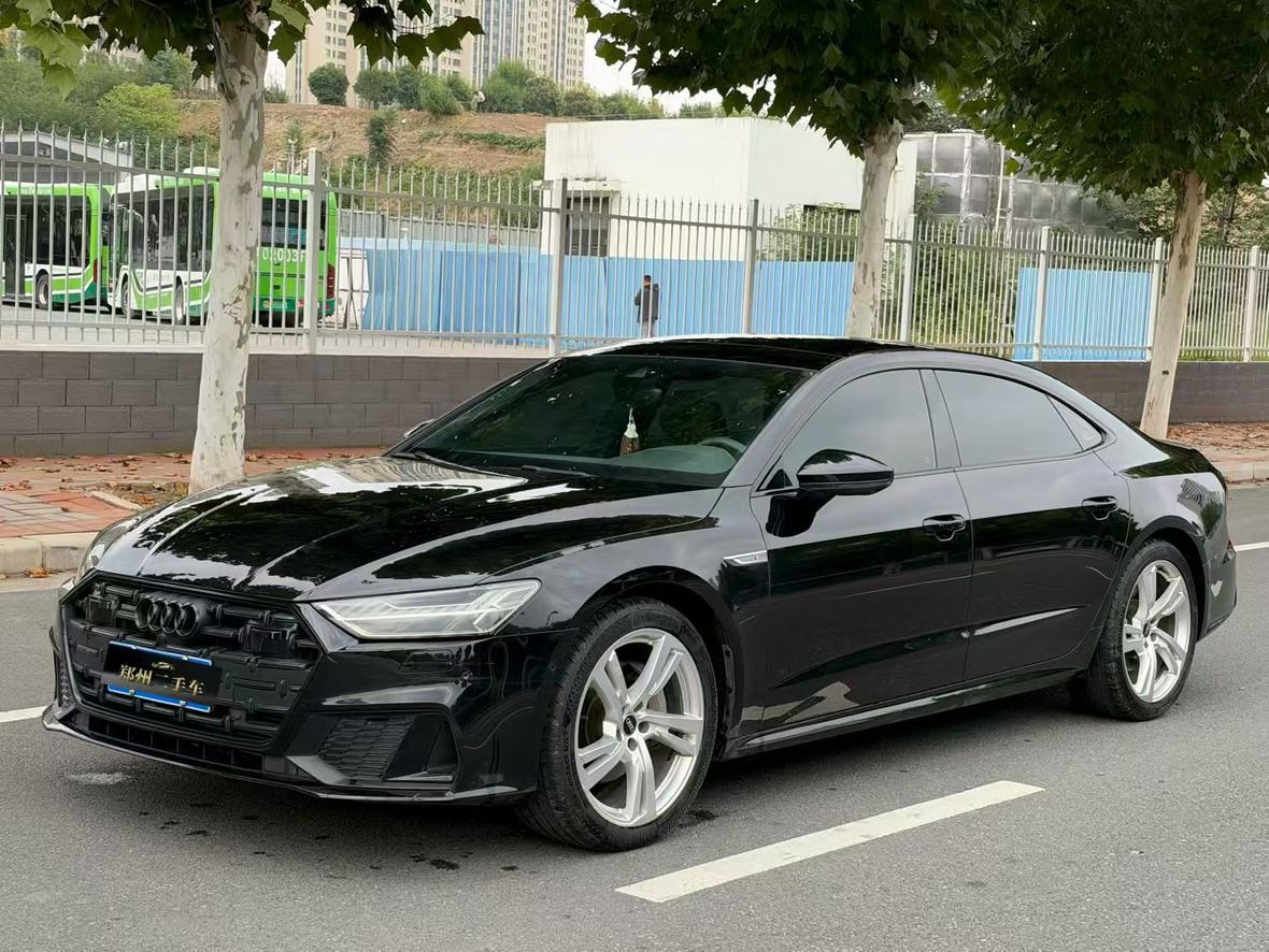 Audi A7L 2022 45 TFSI quattro S-line feng qi shi