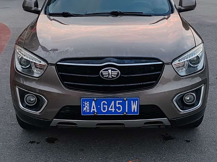Bestune X80 2016 2.0L АКПП Комфорт