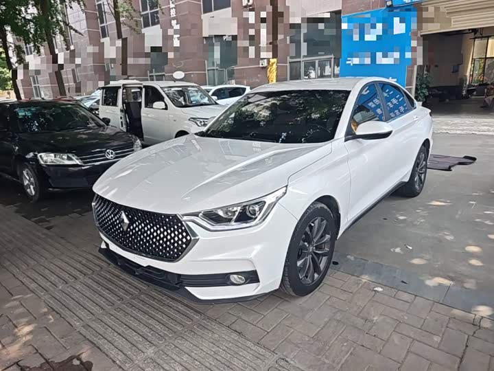 Baojun RC-6 2019 1.5T CVT 24 xiao shi zai xian Люкс