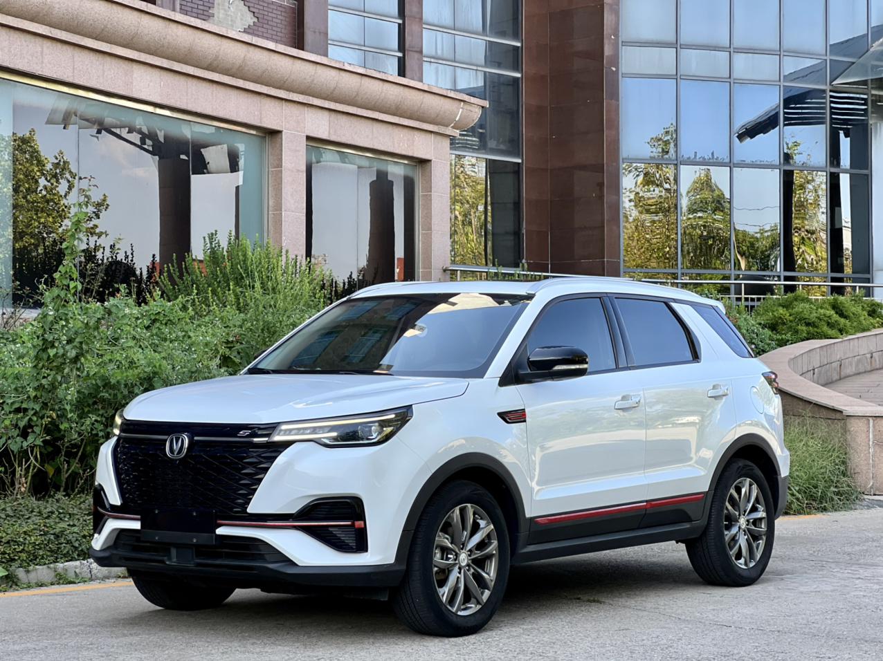 Changan CS55 PLUS 2021 lan jing ban 1.5T DCT Премиум