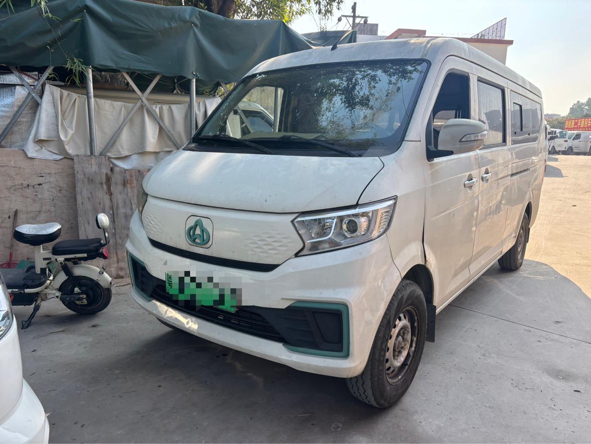 Changan Kuayue kua yue xing V7 EV 2024 251km xian bei men Комфорт 6 seats