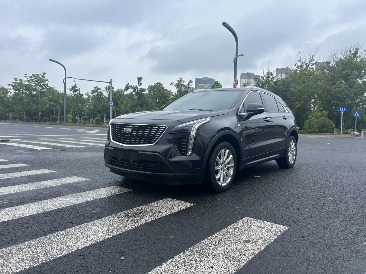 Cadillac XT4 2018 28T liang qu ji shu xing