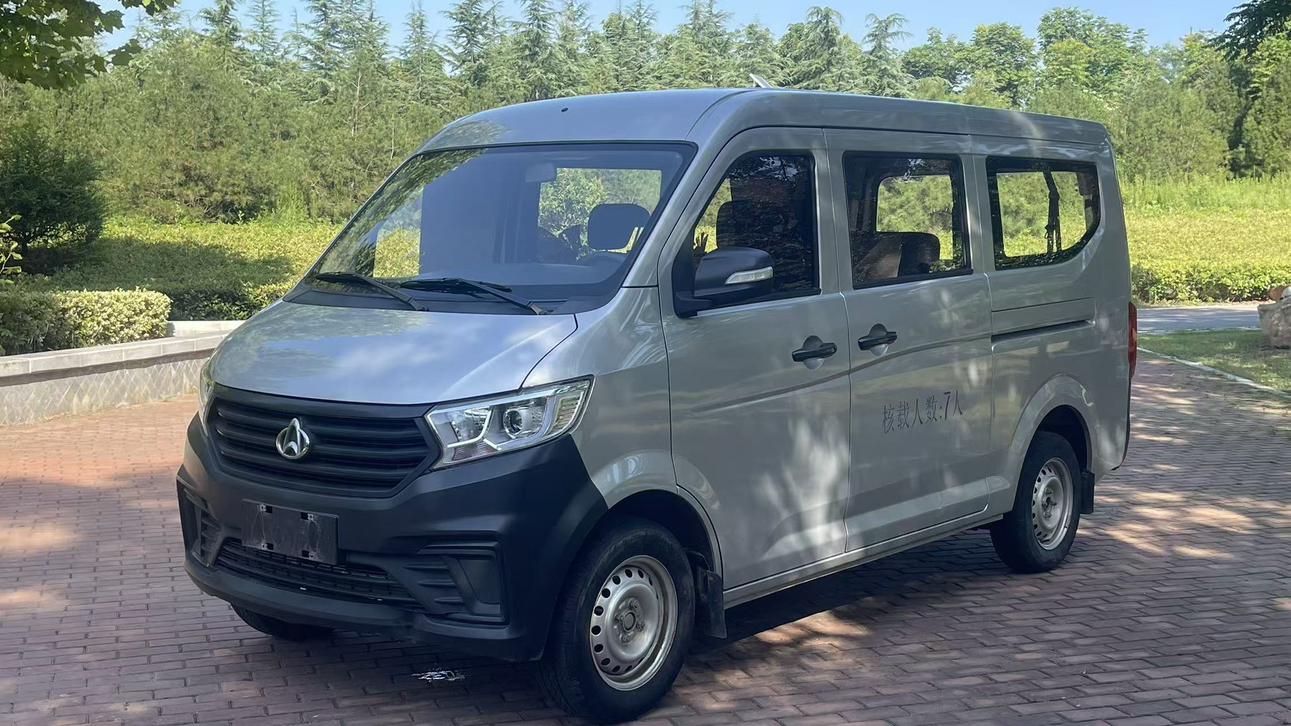 Changan Kuayue kua yue xing V3 2023 1.3L МКПП Petrol biao zhun xing 7 seats ke che DK13C
