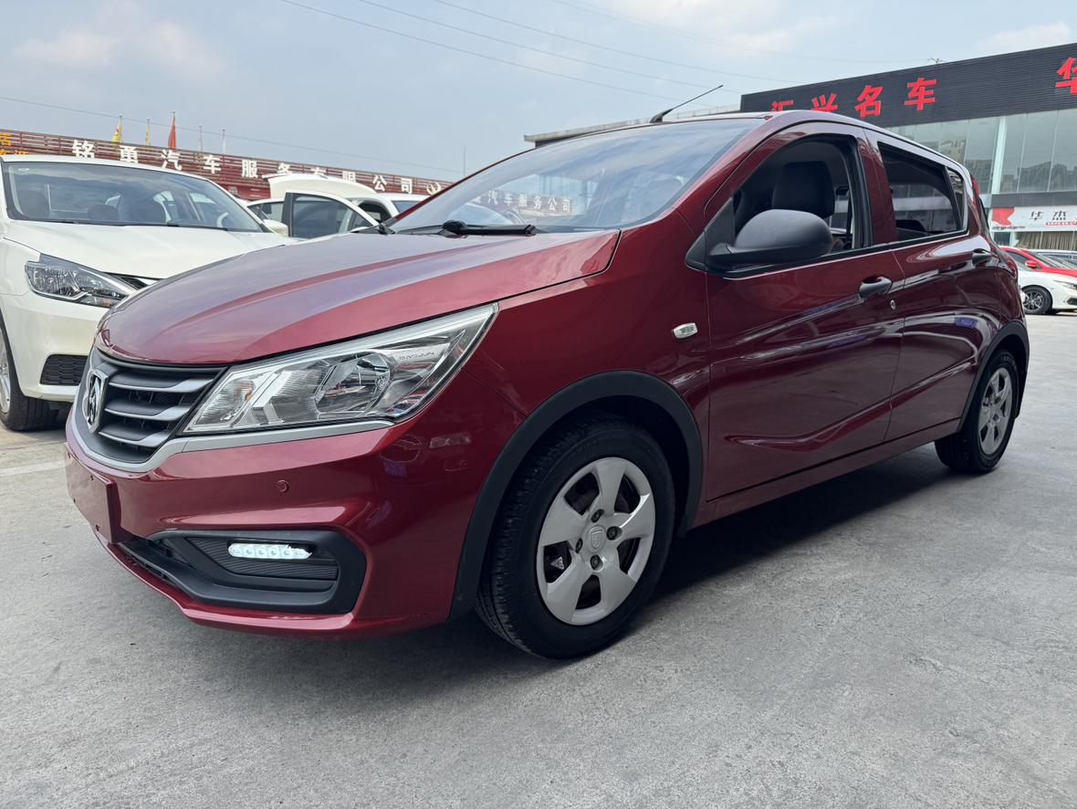 Baojun 310 2016 1.2L МКПП chao zhi xing