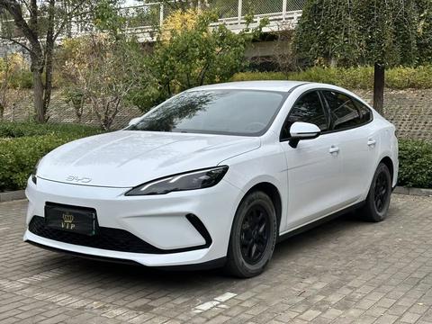 BYD Seal 05DM 2025 zhi jia ban DM-i 55KM Люкс