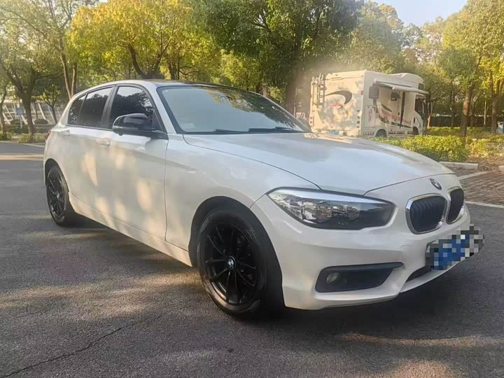 BMW 1 Series 2015 118i Leading