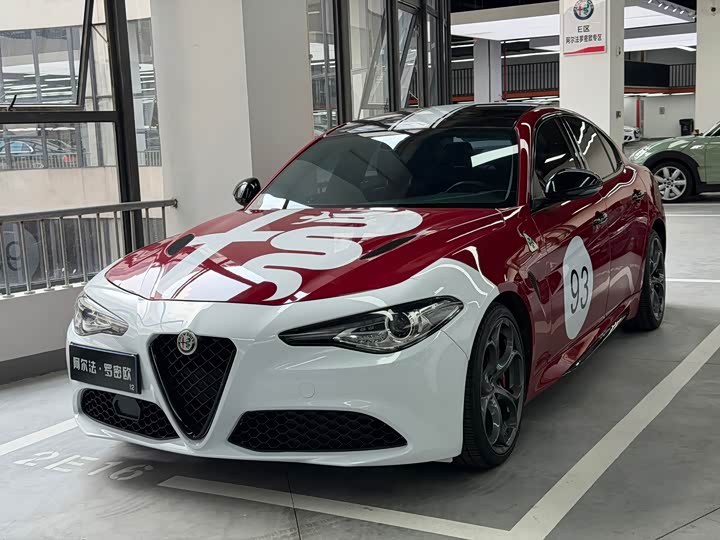 Alfa Romeo Giulia 2020 2.0T 280HP Luxury
