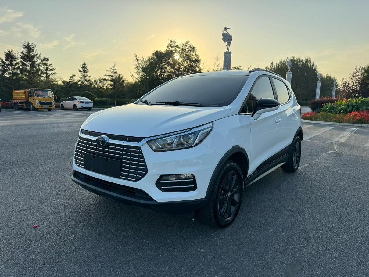 BYD Yuan EV 2018 EV360 zhi lian xuan ku xing